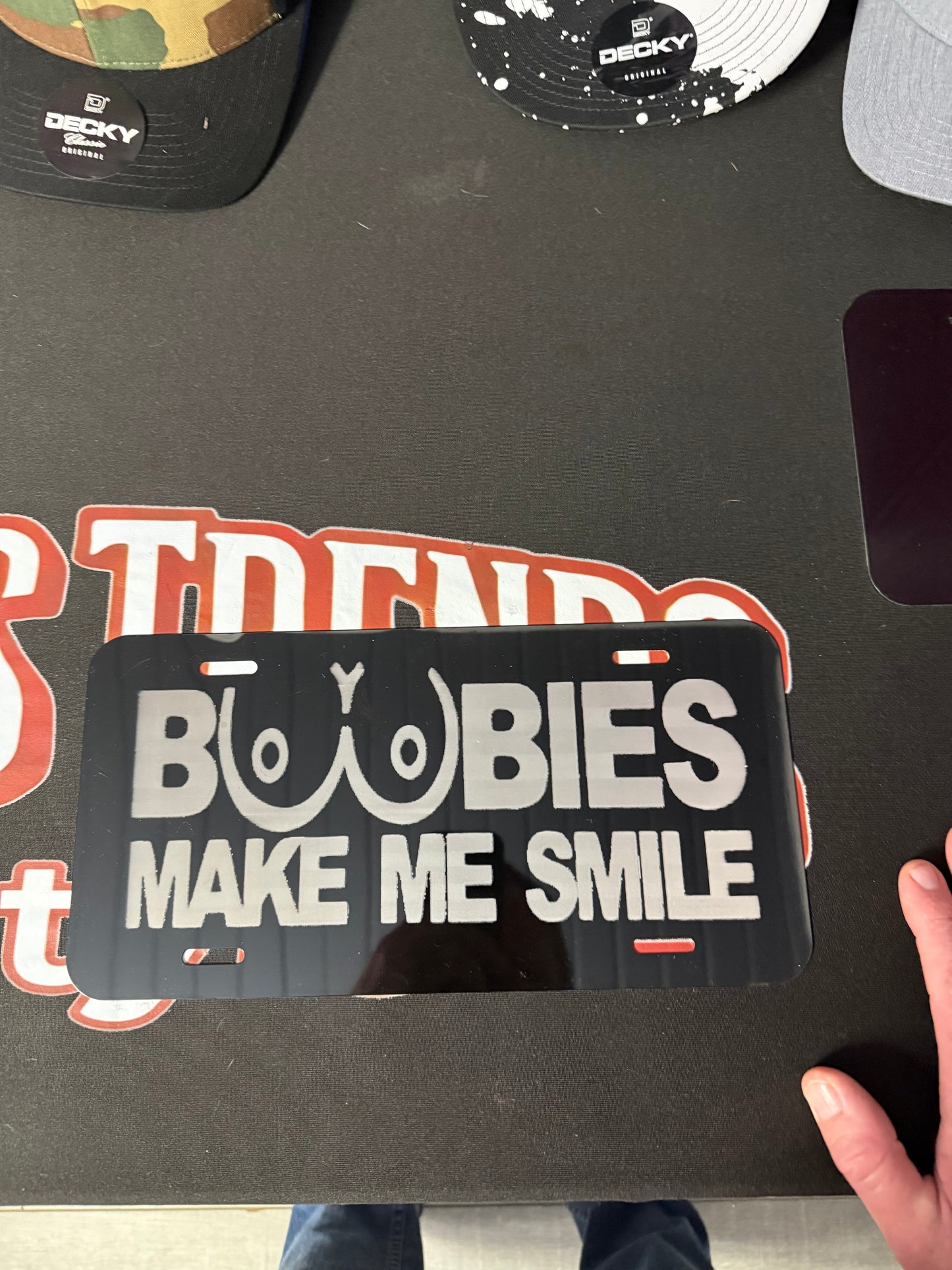 Boobies Make Me Smile” Engraved License Plate – Vehicle Show Plate / Garage Decor