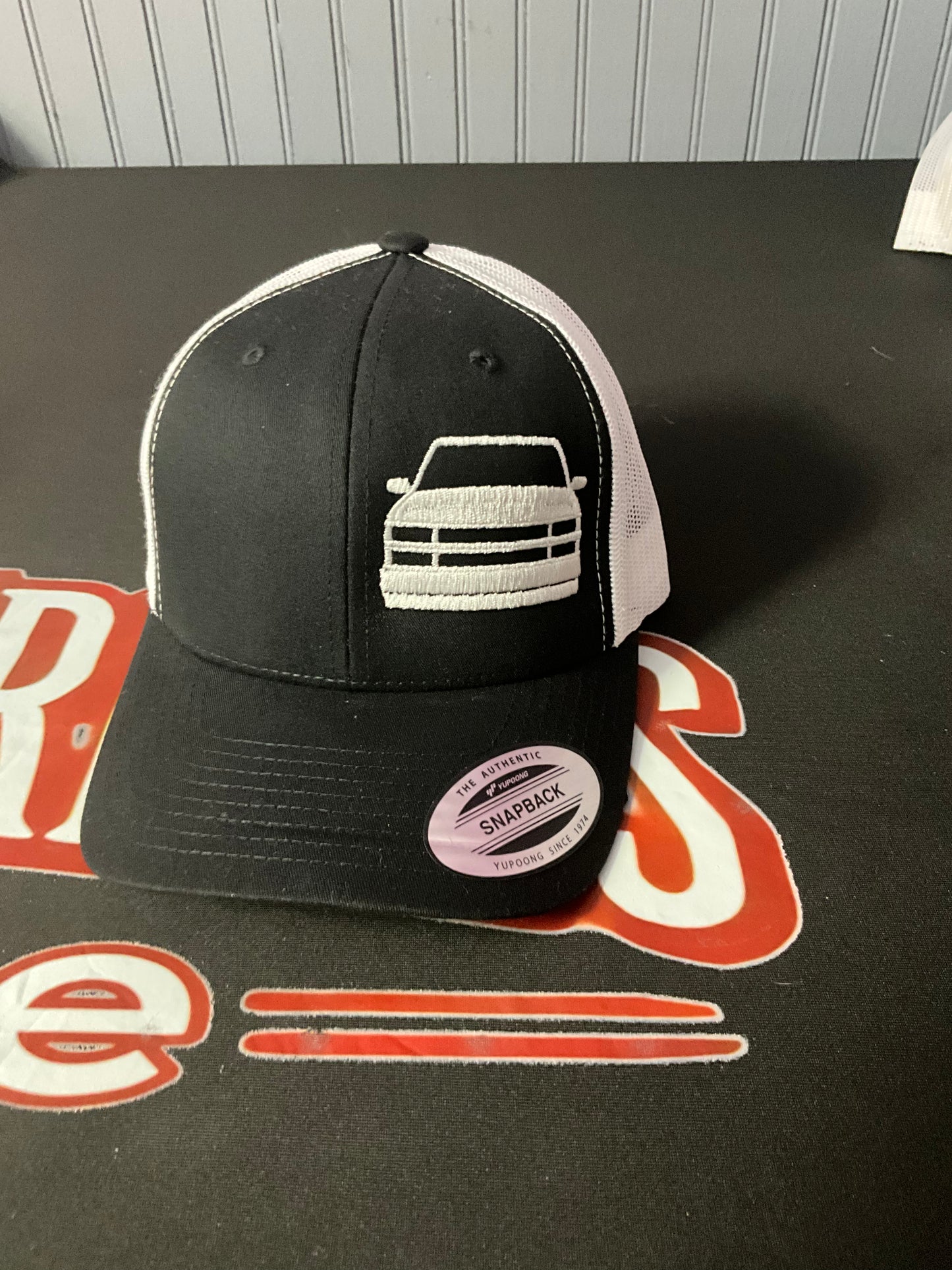 🧢 Build Your Own Hat – Custom Truck Front-End Edition